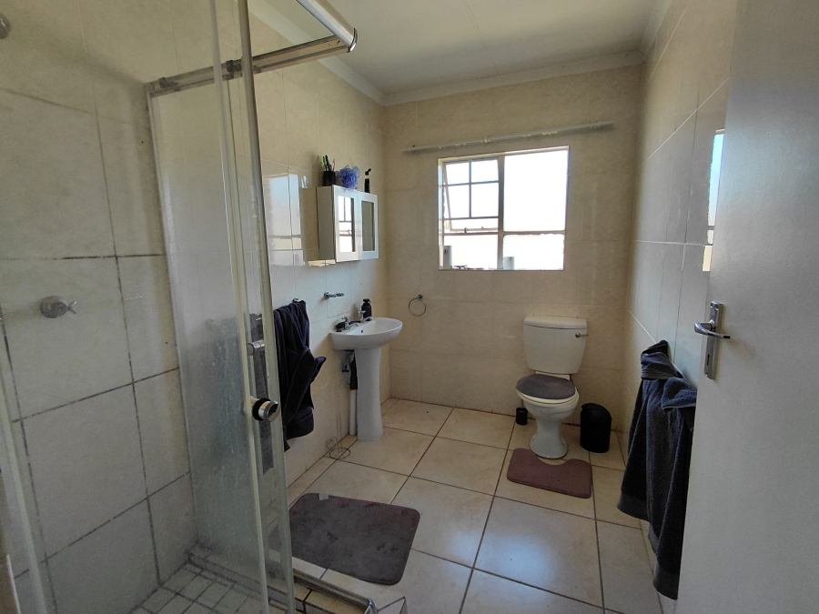 To Let 3 Bedroom Property for Rent in Meiringspark North West